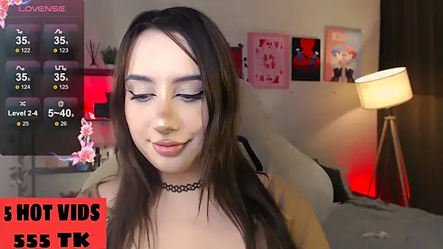 Snapshot of MoranaKit chatting on September 23, 2025, 8:10 am MoranaKit online show from September 23, 2025, 8:10 am