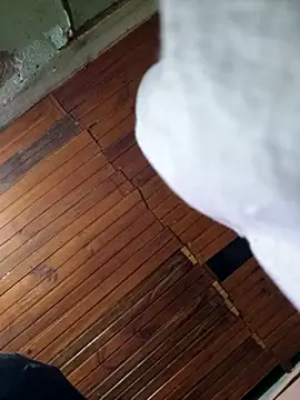 TusOjitosClaros69 online show from December 12, 2024, 8:14 am