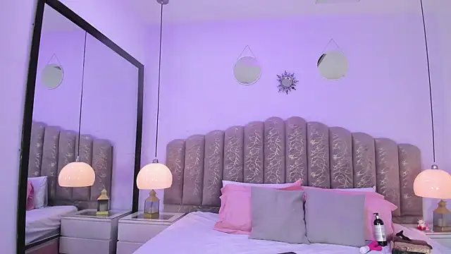 victoria cooper3 online show from February 1, 2026, 12:14 pm