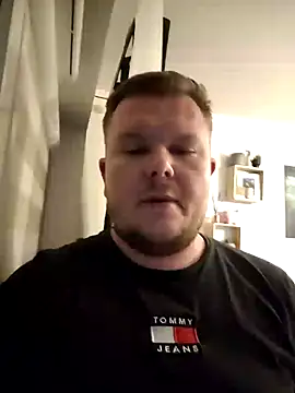 Snapshot of titovilan_PL chatting on January 21, 2025, 1:18 am titovilan PL online show from January 21, 2025, 1:18 am