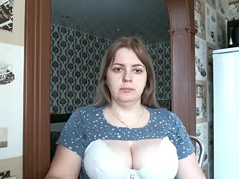 Snapshot of Lady_nice_cat chatting on November 6, 2025, 2:15 am Lady nice cat online show from November 6, 2025, 2:15 am