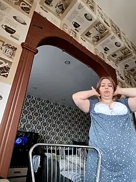 Lady nice cat online show from March 30, 2026, 2:35 am