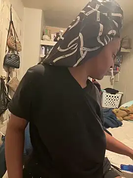 Snapshot of Galaxybabe23 chatting on March 4, 2026, 1:24 am Galaxybabe23 online show from March 4, 2026, 1:24 am