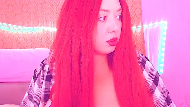 Snapshot of SecrettBela chatting on September 22, 2025, 11:44 pm SecrettBela online show from September 22, 2025, 11:44 pm