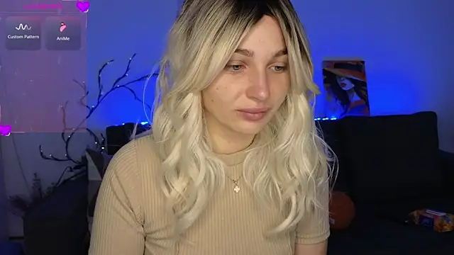 Snapshot of Yoda21 chatting on November 26, 2025, 8:03 am Yoda21 online show from November 26, 2025, 8:03 am