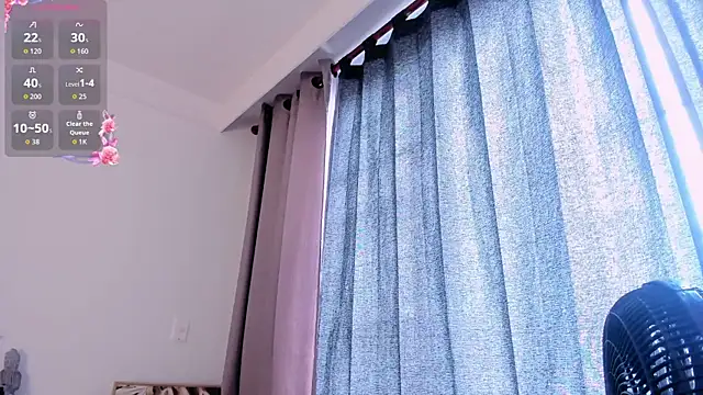 Amina hafsa online show from February 9, 2026, 7:23 pm