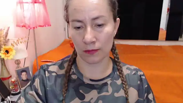 CATRINA-83 online show from September 22, 2025, 4:24 pm