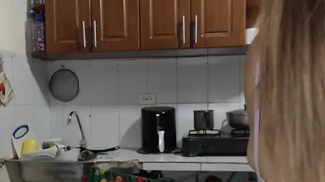 CATRINA-83 online show from October 3, 2025, 11:50 pm