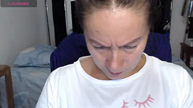 Snapshot of CATRINA-83 chatting on July 4, 2026, 2:32 pm CATRINA-83 online show from July 4, 2026, 2:32 pm