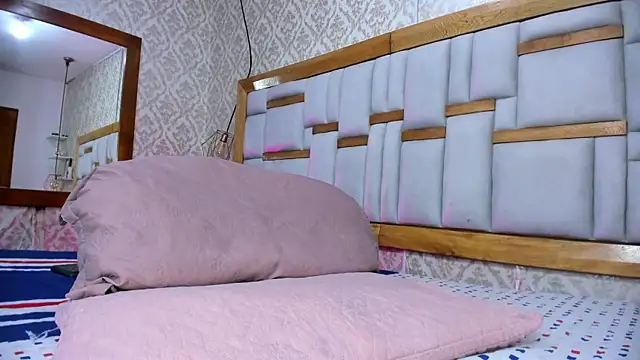 Snapshot of arl_chloee chatting on November 15, 2025, 3:10 am arl chloee online show from November 15, 2025, 3:10 am