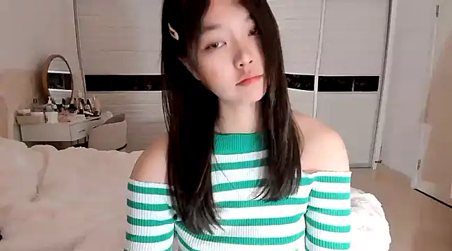 -Lucky Girl online show from March 10, 2025, 12:50 am