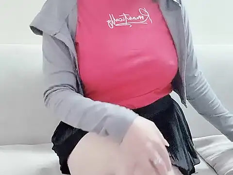 Snapshot of Bella_Babi chatting on January 8, 2026, 8:53 am Bella Babi online show from January 8, 2026, 8:53 am