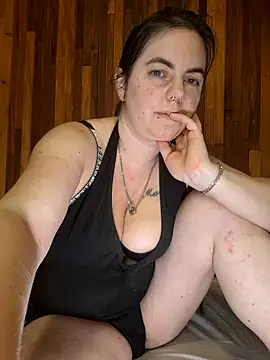 Jassiundich2 online show from March 26, 2026, 9:35 pm