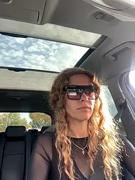 Snapshot of tmona1917 chatting on October 30, 2025, 9:51 am tmona1917 online show from October 30, 2025, 9:51 am