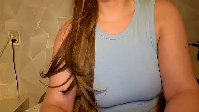 Sweetninaaa online show from January 7, 2026, 8:47 pm