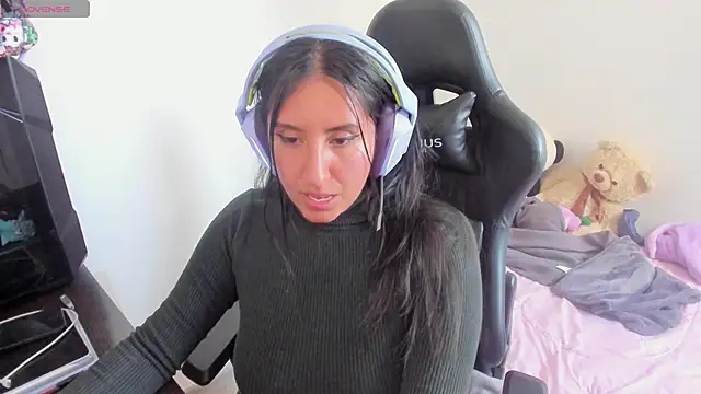 nerdgirl 314 online show from January 12, 2025, 10:12 pm