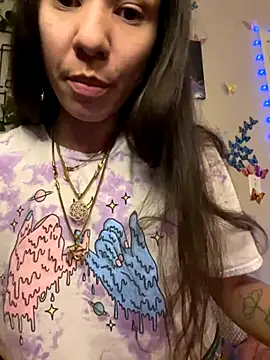  Neeka  online show from October 25, 2025, 3:06 am