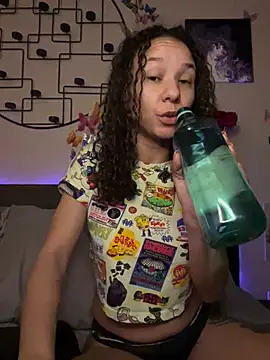  Neeka  online show from January 2, 2025, 11:31 am