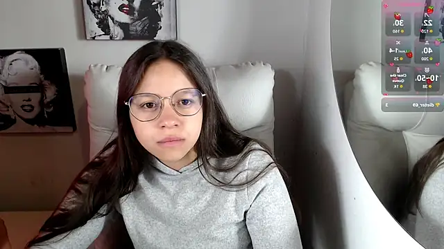 SamanthaRoldaan online show from January 14, 2026, 1:37 pm