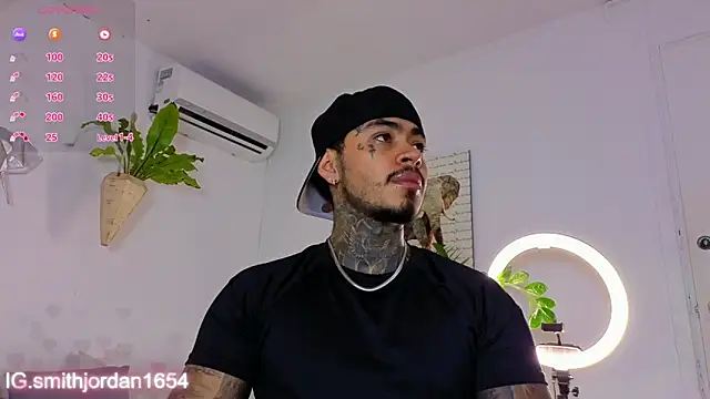 Snapshot of JordanSmiith_ chatting on November 21, 2025, 8:41 pm JordanSmiith online show from November 21, 2025, 8:41 pm