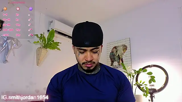 Snapshot of JordanSmiith_ chatting on November 22, 2025, 8:40 pm JordanSmiith online show from November 22, 2025, 8:40 pm