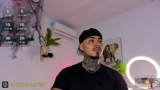 Snapshot of JordanSmiith_ chatting on November 1, 2025, 8:57 pm JordanSmiith online show from November 1, 2025, 8:57 pm