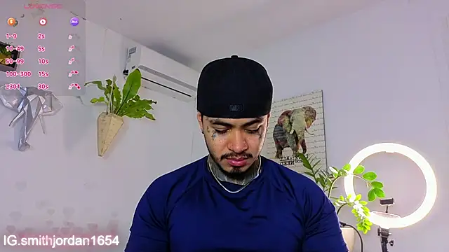 Snapshot of JordanSmiith_ chatting on November 25, 2025, 7:58 pm JordanSmiith online show from November 25, 2025, 7:58 pm