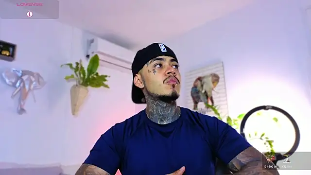 Snapshot of JordanSmiith_ chatting on December 15, 2025, 8:36 pm JordanSmiith online show from December 15, 2025, 8:36 pm