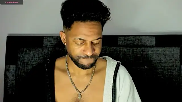 Snapshot of bbcblackhot34 chatting on November 1, 2025, 4:30 am bbcblackhot34 online show from November 1, 2025, 4:30 am