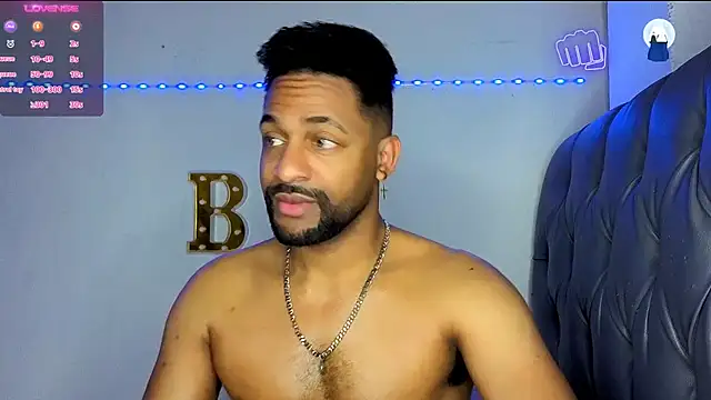 Snapshot of bbcblackhot34 chatting on February 3, 2026, 5:18 pm bbcblackhot34 online show from February 3, 2026, 5:18 pm