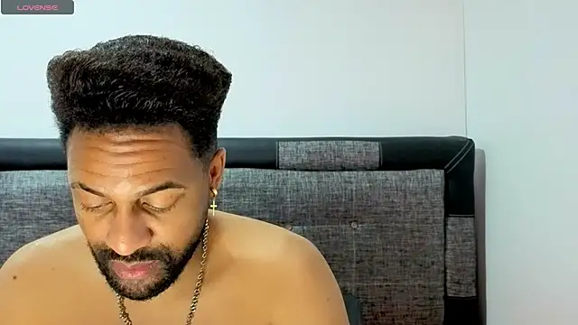 Snapshot of bbcblackhot34 chatting on November 9, 2025, 4:05 am bbcblackhot34 online show from November 9, 2025, 4:05 am