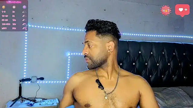 Snapshot of bbcblackhot34 chatting on December 1, 2025, 3:40 am bbcblackhot34 online show from December 1, 2025, 3:40 am