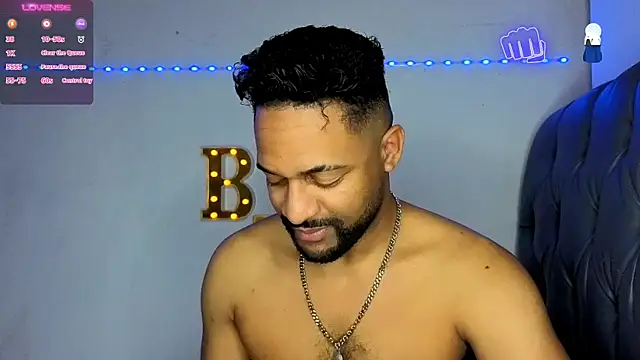 Snapshot of bbcblackhot34 chatting on February 28, 2026, 2:11 am bbcblackhot34 online show from February 28, 2026, 2:11 am