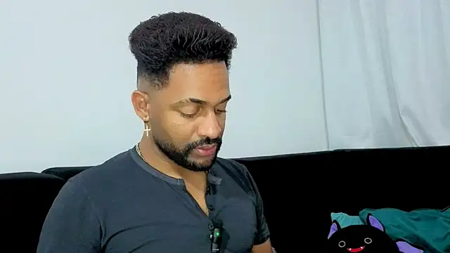 Snapshot of bbcblackhot34 chatting on November 13, 2025, 3:43 am bbcblackhot34 online show from November 13, 2025, 3:43 am