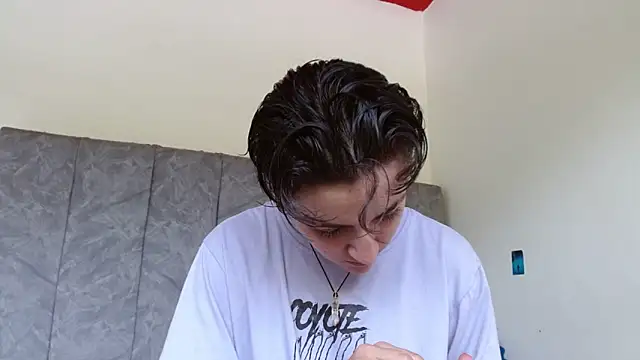 Snapshot of linda_33 chatting on November 17, 2025, 2:54 pm linda 33 online show from November 17, 2025, 2:54 pm