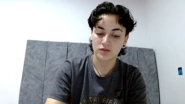 Snapshot of linda_33 chatting on November 23, 2025, 1:15 am linda 33 online show from November 23, 2025, 1:15 am