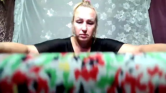 Alina Night 777 online show from October 13, 2025, 4:47 am