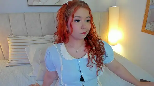 Snapshot of Atenea_cuteee chatting on February 14, 2026, 2:12 am Atenea cuteee online show from February 14, 2026, 2:12 am