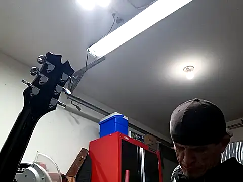 Snapshot of ironwood420 chatting on December 20, 2024, 1:43 pm ironwood420 online show from December 20, 2024, 1:43 pm