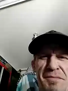 Snapshot of ironwood420 chatting on January 3, 2025, 2:08 pm ironwood420 online show from January 3, 2025, 2:08 pm