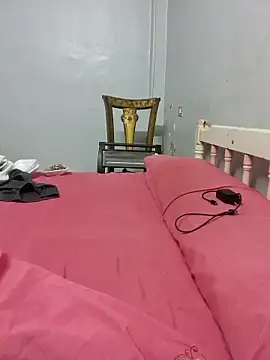 Snapshot of Arabian-B chatting on December 17, 2025, 4:34 pm Arabian-B online show from December 17, 2025, 4:34 pm