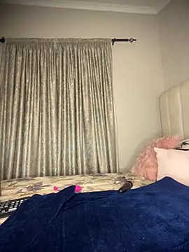 Snapshot of Bustygoddess32 chatting on November 13, 2025, 12:47 am Bustygoddess32 online show from November 13, 2025, 12:47 am