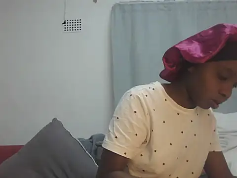 Sexxybella27 online show from November 29, 2025, 11:05 pm