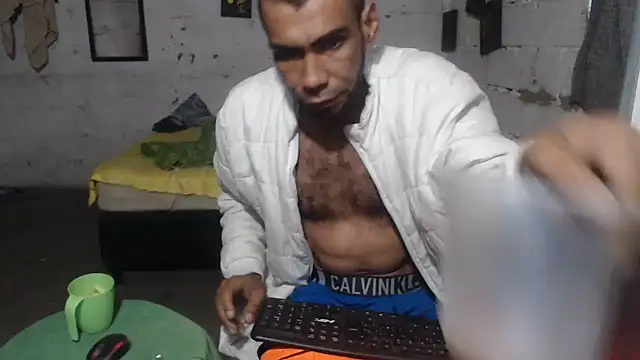 Snapshot of erik_alexander chatting on November 20, 2025, 10:20 pm erik alexander online show from November 20, 2025, 10:20 pm