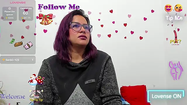 Snapshot of hazel_34 chatting on December 5, 2025, 9:30 am hazel 34 online show from December 5, 2025, 9:30 am