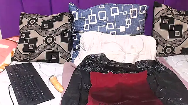 BLACKberry008 online show from January 17, 2026, 3:26 pm