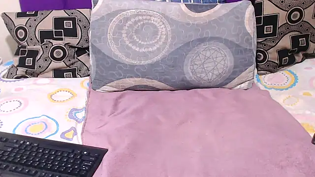 BLACKberry008 online show from March 5, 2026, 9:54 pm