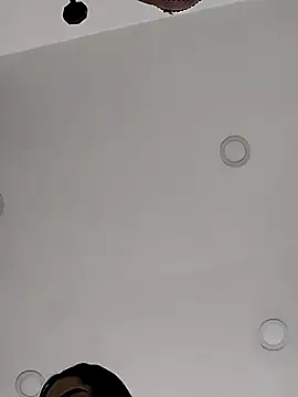 Charlotte cutee18 online show from October 15, 2025, 9:34 pm