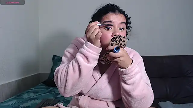 Snapshot of agata_22 chatting on November 25, 2025, 11:48 pm agata 22 online show from November 25, 2025, 11:48 pm