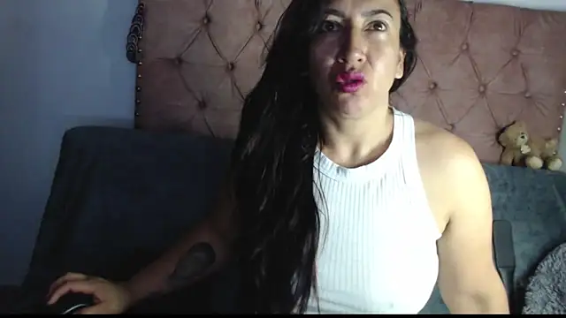 Snapshot of missbella1 chatting on February 15, 2026, 1:21 pm missbella1 online show from February 15, 2026, 1:21 pm